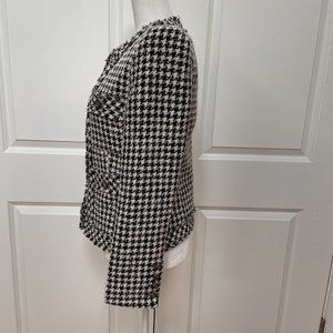Houndstooth Tweed Jacket From Elie 